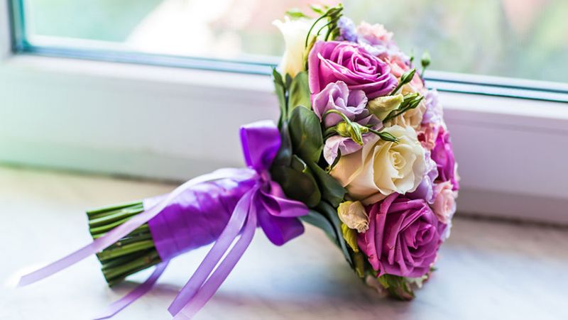 Top Tips for Stunning Flower Arrangement by Top Florists